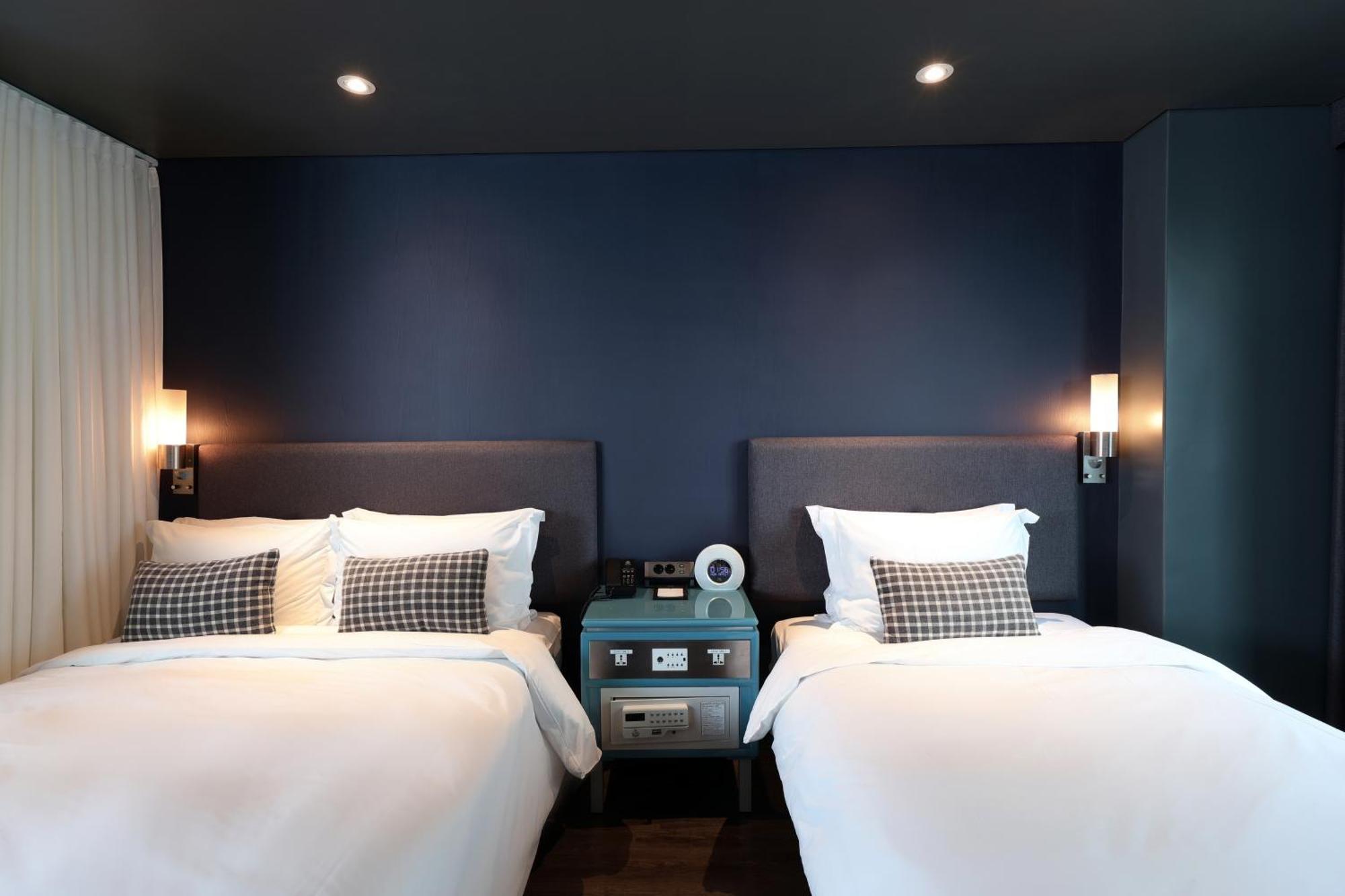 Imperial Palace Boutique Hotel Itaewon Seoul Exterior photo